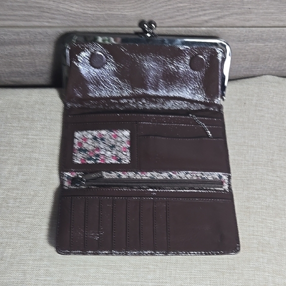 Hobo International Patent Brown Leather Clutch Wallet - Picture 4 of 6